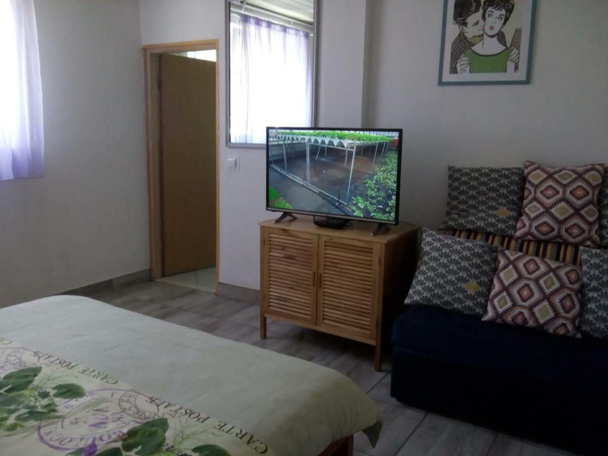 Apartman Teuta Zagreb Exterior photo
